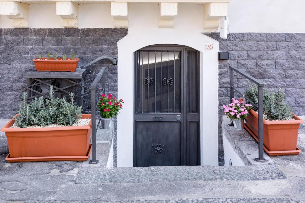 Villa La Piccola Grotta Ursino CTA Exterior foto